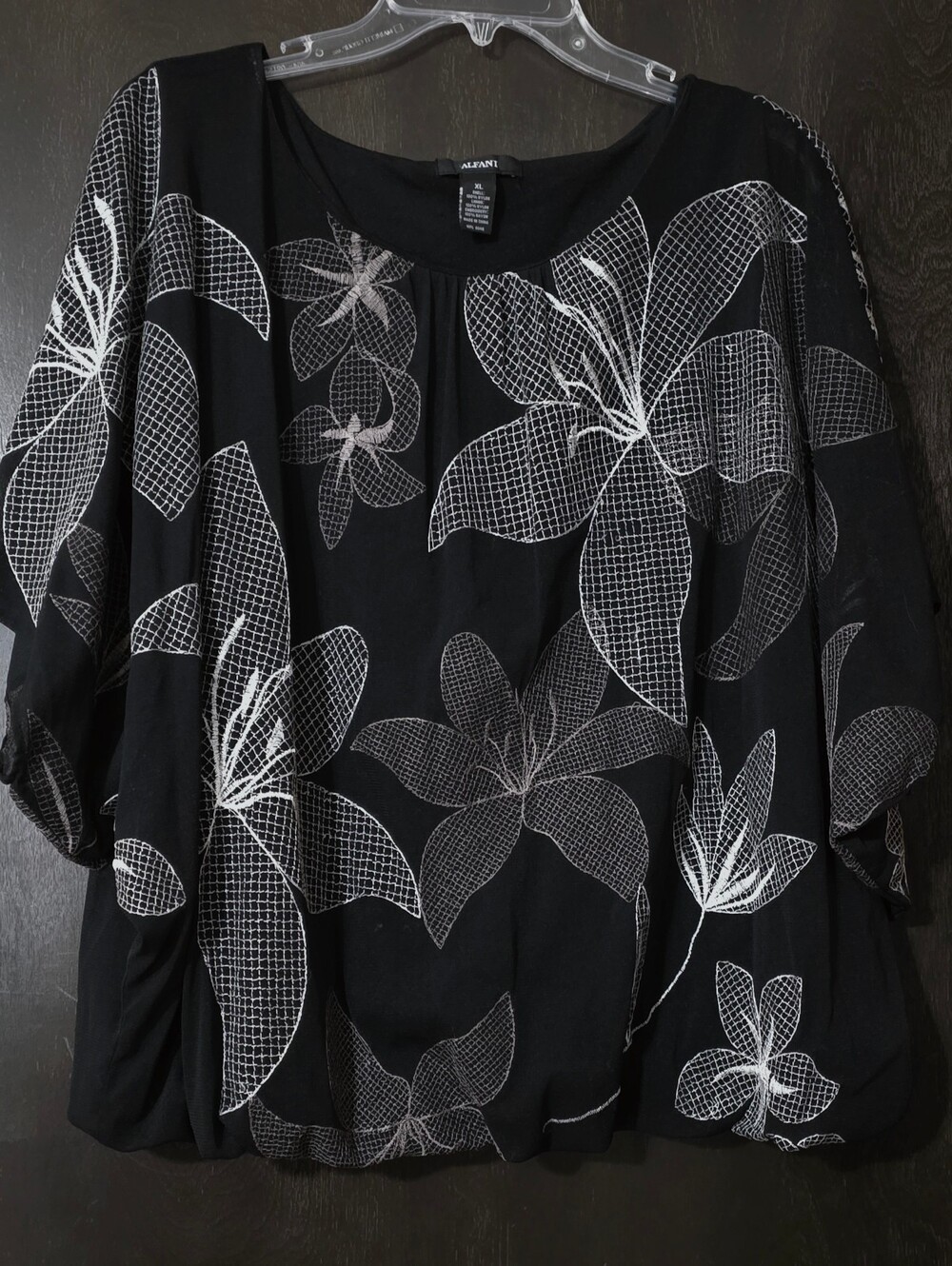 Alfani Black Top Floral Stitched Pattern Balloon Hem Kerchief Sleeves Size XL